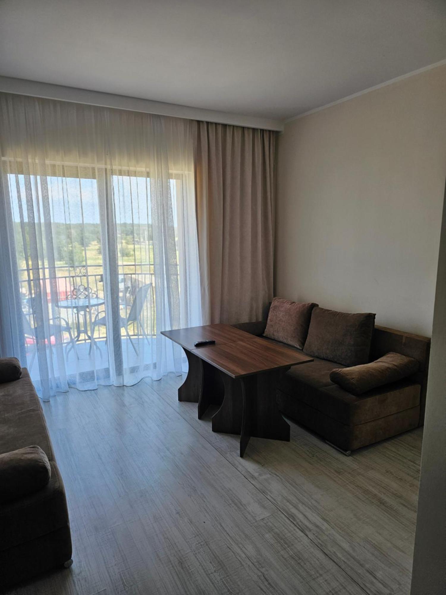 Dom Wczasowy Korona Rewal Dış mekan fotoğraf